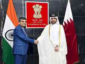 India, Qatar hold talks on bolstering economic ties