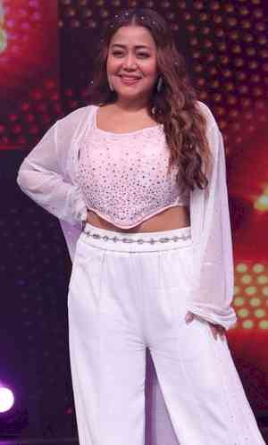 Neha Kakkar recalls not having a 'huge budget' for 'Sawan Aaya Hai', 'Mile Ho Tum' music videos