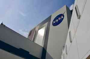 NASA awards over $10mn to 7 firms for Mars sample return mission