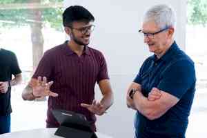 Tim Cook meets Indian student ahead of Apple WWDC 2024