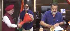 ‘I am UKG student, will study my ministries in detail’, says Suresh Gopi after taking charge