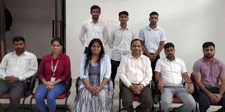 गुजवि के तीन विद्यार्थी ऑन-कैंपस प्लेसमेंट ड्राइव में 4.5 लाख रुपये वार्षिक पैकेज पर चयनित