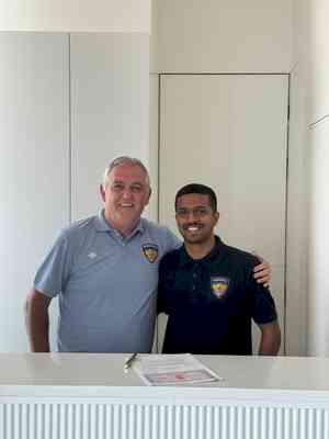 Chennaiyin FC sign experienced Indian defender Mandar Rao Dessai