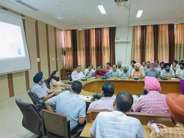 DC directs departments to ensure maximum benefit of welfare schemes should reach out to the last person