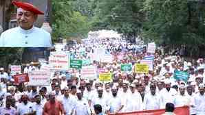 Chhatrapati scion leads farmers' march against Nagpur-Goa 'Shaktipeeth Expressway'