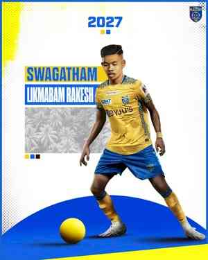 Kerala Blasters sign young wing-back Likmabam Rakesh on three-year contract