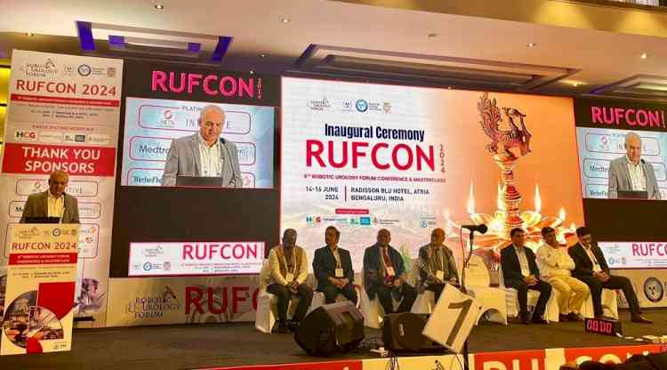 Robotic Urology Forum partnered with Medical Institutions and Technology Leaders in Robotic-Assisted Surgery to train surgeons with latest techniques in treatment of Uro-oncology diseases