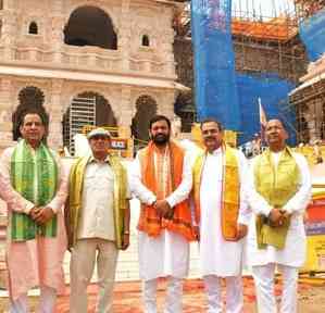 Haryana CM visits Ayodhya with his cabinet colleagues