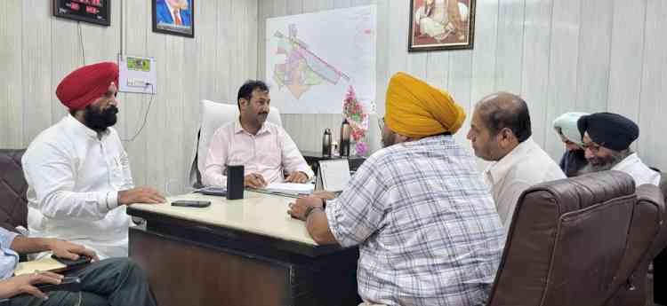 MLA Sidhu conducts meeting with MC officials regarding monsoon preparations and development works