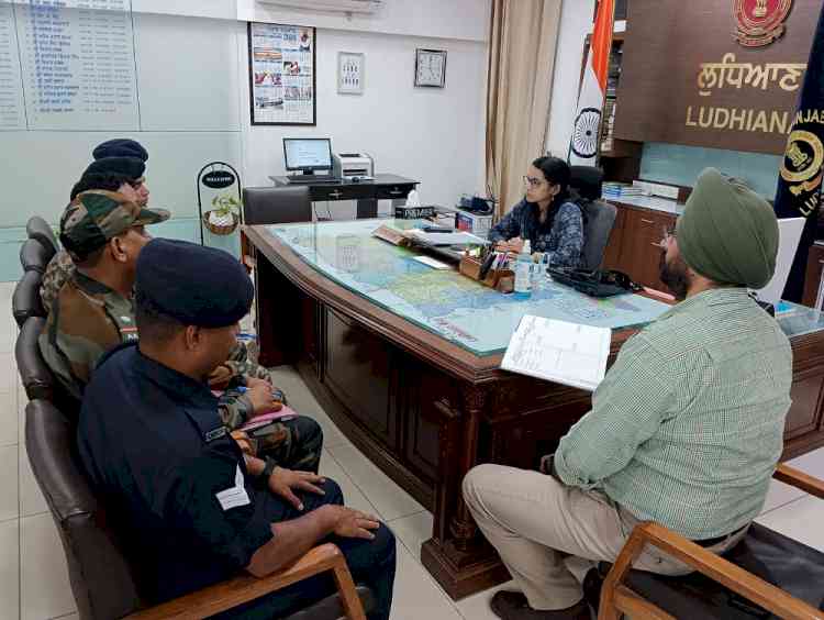 Flood arrangements-  DC holds coordination meeting with Indian Army and NDRF 