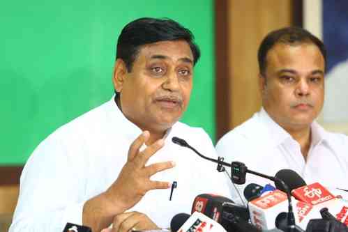 Raj Cong split in three factions, say party workers; Dotasra denies