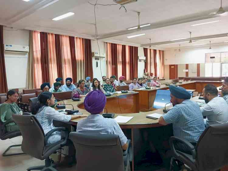 DC directs extensive drive against vector borne diseases, orders challaning where larvae found