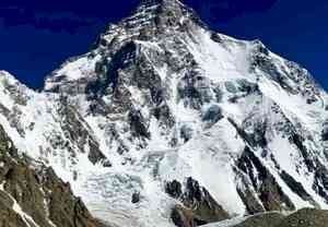 Japanese climber dies after falling into crevasse in Pakistan