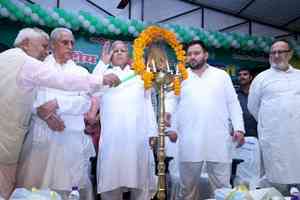 ‘Weak’ Central govt might collapse in August, pave way for INDIA bloc: Lalu Prasad