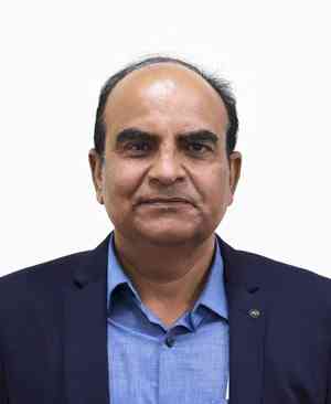 PAU Agronomy HoD Dr Hari Ram honoured with Prof Manjeet S Chinnan distinguished Prof Chair Award