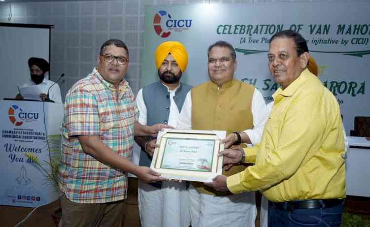 CICU awarded businessmen for green initiative and organised mass plantation drive to green Ludhiana