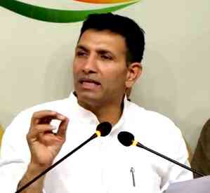 MP Congress Chief lodges complaint of mobile hacking  