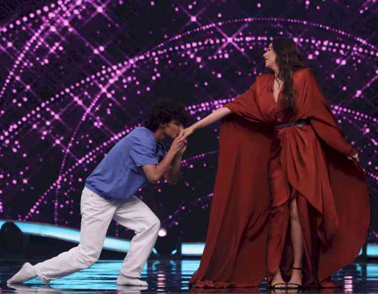 Jaipur’s Yash Garg proves he’s the biggest fan of Karisma Kapoor; shares the stage with her on ‘India’s Best Dancer – Season 4’