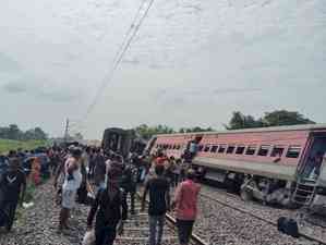 One killed as four coaches of Dibrugarh Express derail in UP