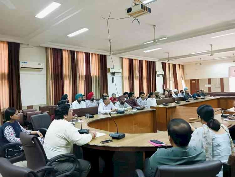 ADC holds meeting to review preparations for I-Day