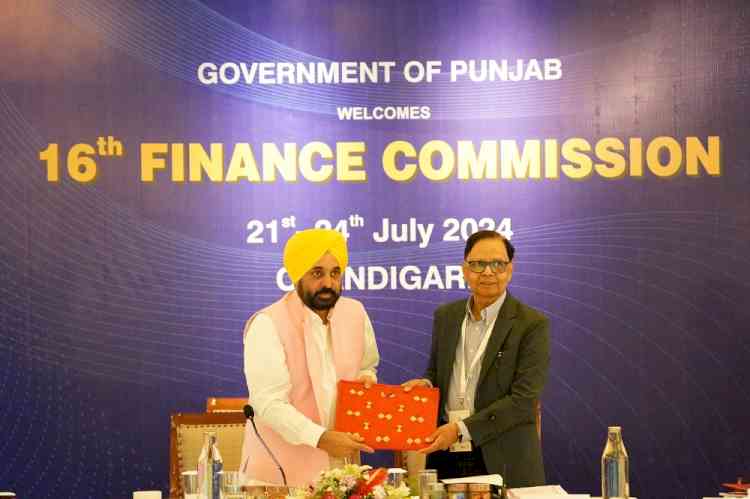 CM seeks special package for state from the finance commission