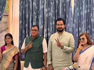 Four new Trinamool MLAs take oath in Bengal; BJP boycotts ceremony