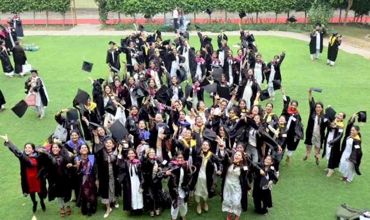 450 students received degrees at Ramgarhia Girls College