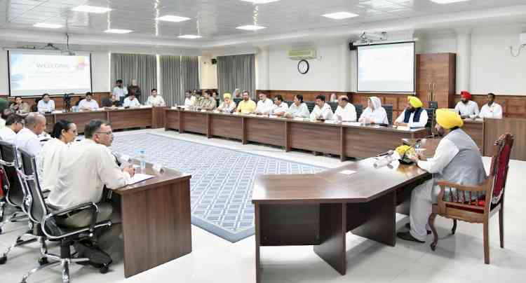 CM orders to give major push to Development in Doaba and Majha Regions