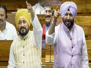 Channi vs Bittu: 'Deshdrohi' charge on ex-Punjab CM after war of words in Lok Sabha