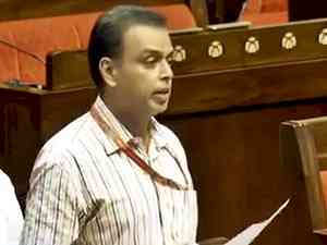 Milind Deora bats for job reservation for children of Mumbai textile mill workers, tenants 