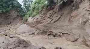Cloudburst damages shops, houses in Himachal's Parvati Valley
