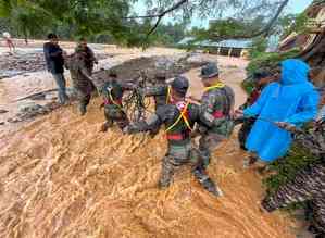 Wayanad tragedy: Toll reaches 245, 240 people missing, war of words begins between Centre and Kerala (Roundup)