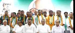 Several RJD leaders join JD-U in Bihar 