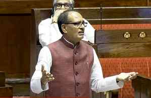 Farmers shot during Cong rule, Digvijaya Singh's hands stained with blood: Shivraj Chouhan