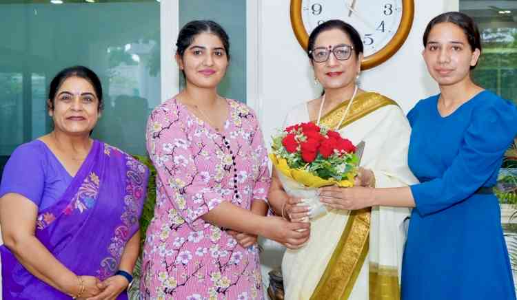 KMV’s Navneet Kaur and Mandeep Kaur bags top position in M. Sc. (Computer Science) Sem II & IV results