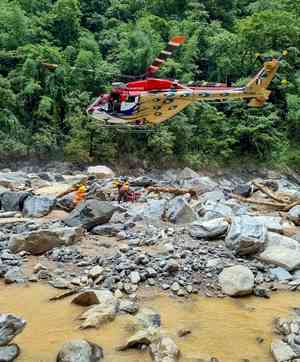 New mobiles, free ration, duplicate certificates will be given to Wayanad landslide victims: CM Vijayan