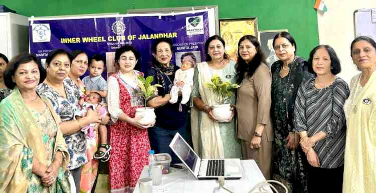 Inner Wheel Club of Jalandhar organised breast-feeding awareness camps 