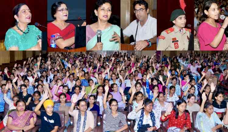 KMV organises Orientation/ Induction Program for the new students