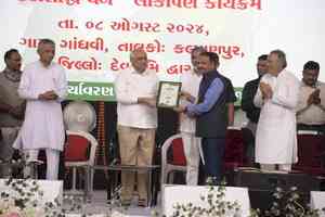 Adani Foundation receives 'Van Pandit Award' for afforestation initiatives in Mundra