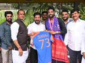 Telangana allots house site to Mohammed Siraj in Hyderabad