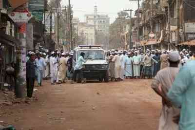 Traffic police resume duty in Bangladesh capital after week-long strike