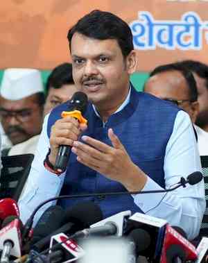 Outreach for Maha polls: Fadnavis to interact with women on Rakhi eve