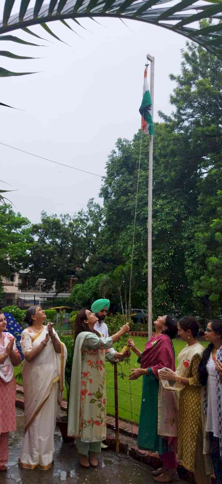 Dev Samaj School marks I-Day celebration