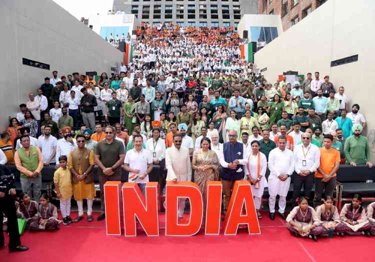 Member of Parliament (Rajya Sabha) and Founder Chancellor of LPU, Dr. Ashok Kumar Mittal, hoisted the national flag at LPU campus