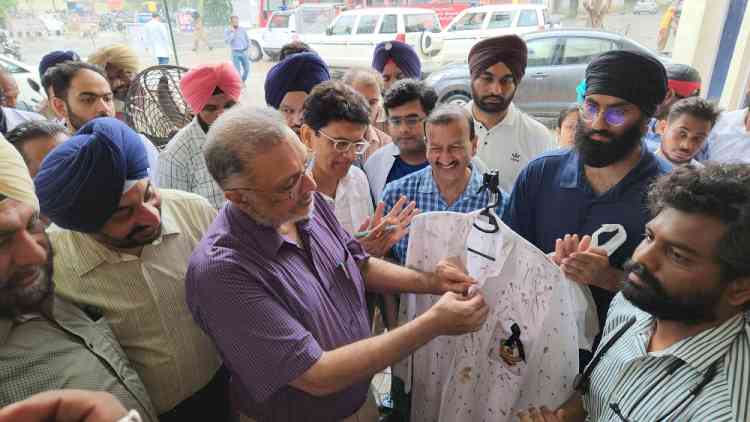 Aam Aadmi Party backs doctors' protest