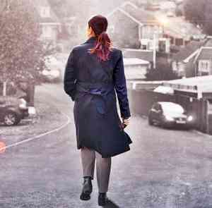 Kareena Kapoor Khan takes a lonely walk in ‘The Buckingham Murders’ poster