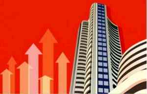 Sensex closes up 378 points, bank shares lead the rally