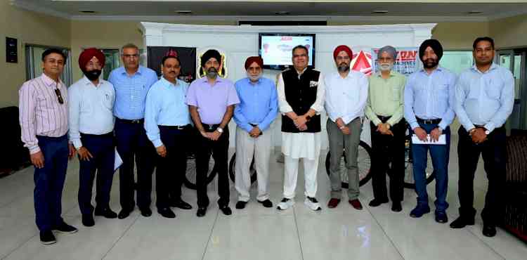 MP Arora meets industrialists, definitive action taken on issues