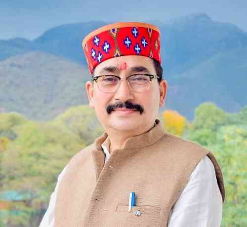 Senior BJP leader Vipin Singh Parmar criticizes Congress government's handling of employee and pensioner rights in Himachal Pradesh