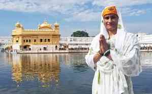 Vinesh Phogat prays for strength, courage at Golden Temple